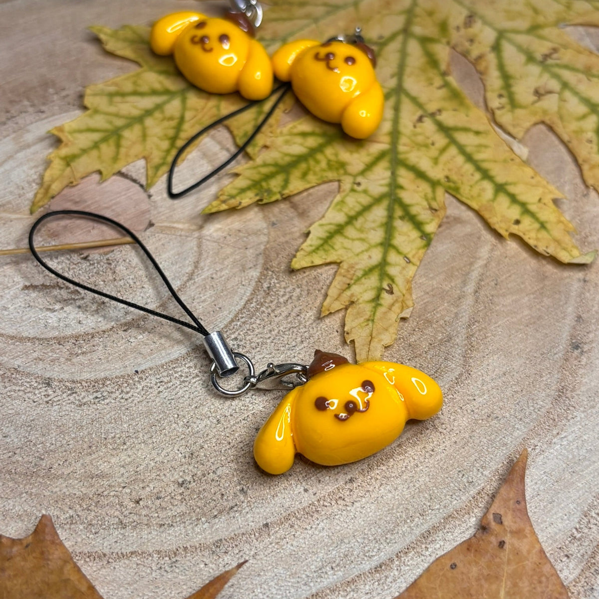 Breloc Pompompurin sanrio kawaii cute polymer clay lut polimeric romania