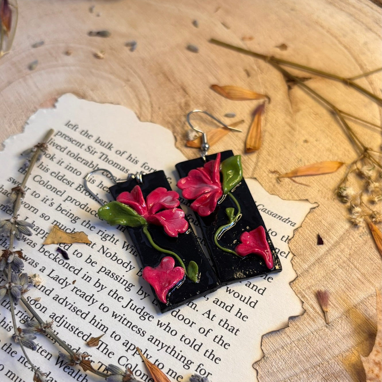 cercei floare lut polimeric handmade rosu verde negru