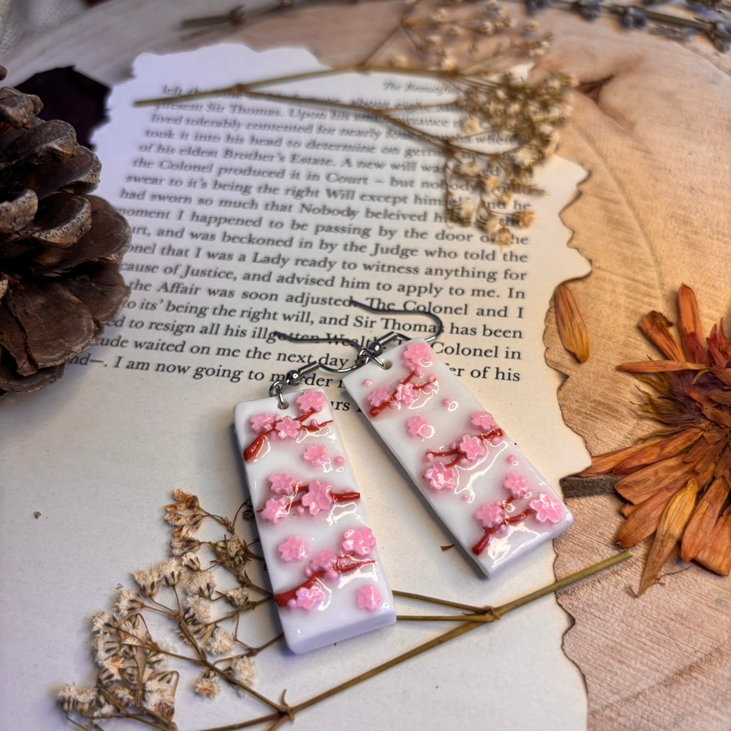 Cercei flori de cires lut polimeric in stil japonez padure de ciresi roz alb