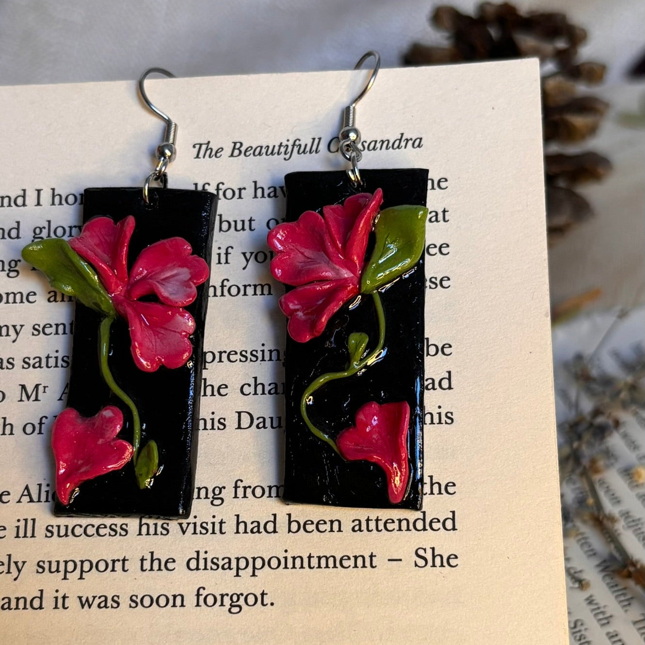 cercei floare lut polimeric handmade rosu verde negru